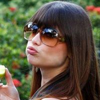 Pia Robles Photo 6