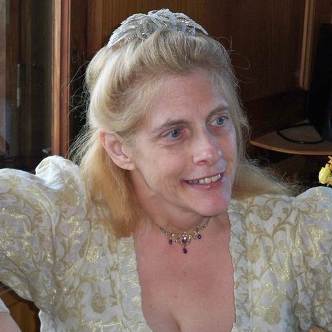 Anne Henderson Photo 5