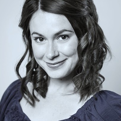 Amanda White Photo 31