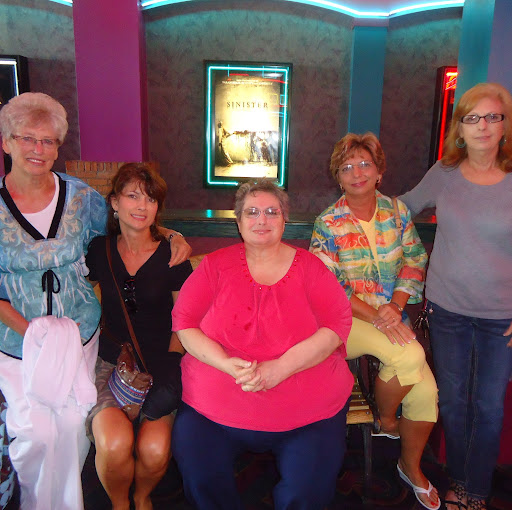 Janice Robertson Photo 11
