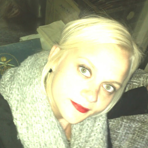 Tammy Hughes Photo 13