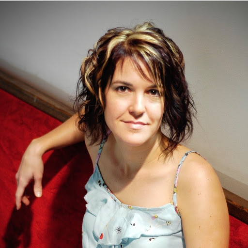 Nicole Wells Photo 43