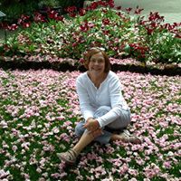 Linda Riley Photo 27