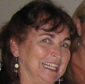Suzanne Hill Photo 33