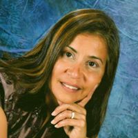 Sandra Roldan Photo 36