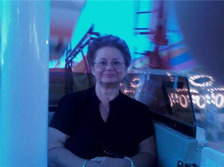 Diane Webb Photo 5