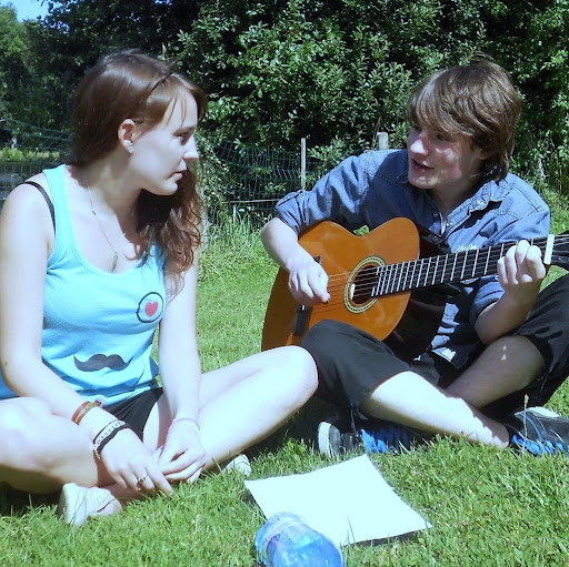 Louis Cook Photo 15