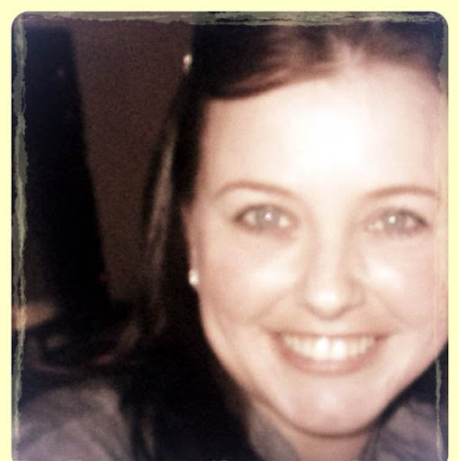 Kristin Hall Photo 34