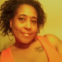 Regina Robinson Photo 33