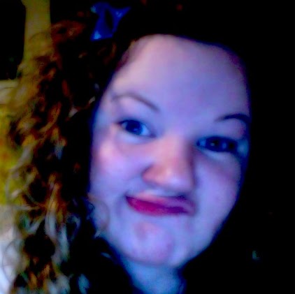 Emily Davis Photo 17