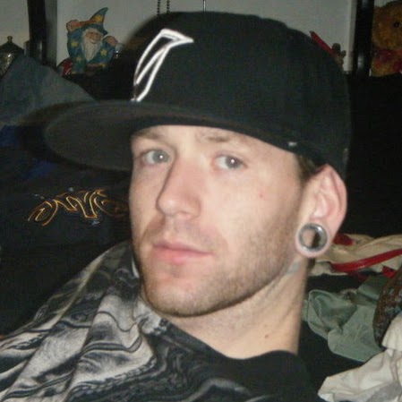 Shane Waddell Photo 13