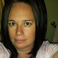 Robyn Yates Photo 16