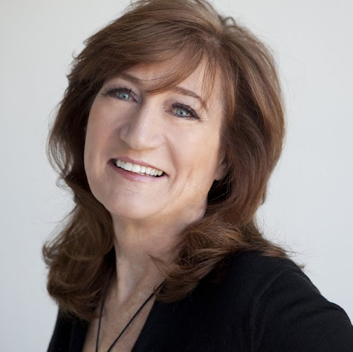 Lori Forbes Photo 9