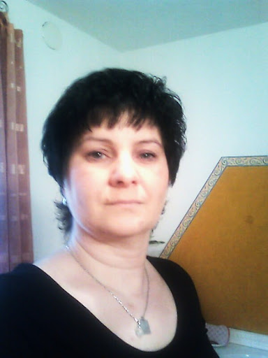 Angela Scharf Photo 14