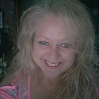 Michelle Dahl Photo 14