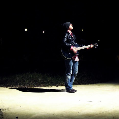 Robin Robles Photo 3