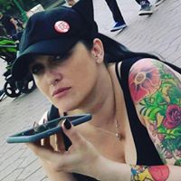 Erika Weber Photo 35