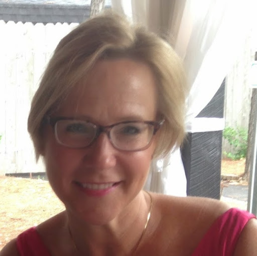 Laura Grover Photo 38