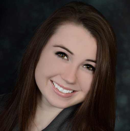 Allyson Wagner Photo 20
