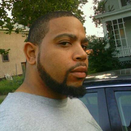 Devon Brown Photo 28