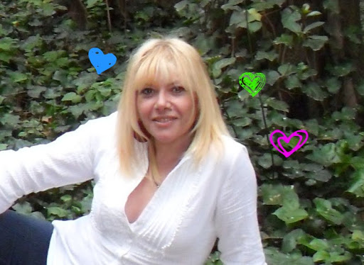 Elizabeth Pino Photo 35