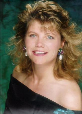 Laura Snider Photo 16