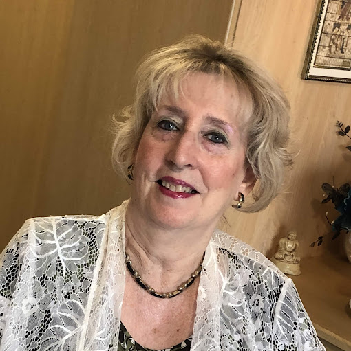 Sandra Boyle Photo 34