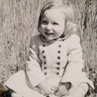Alison Cushing Photo 9