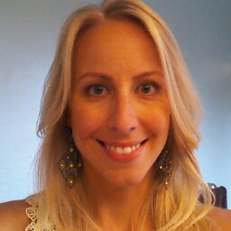 Amy Russell Photo 41