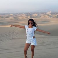 Regina Tapia Photo 17