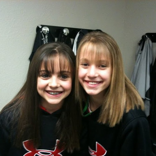 Hannah Jones Photo 41