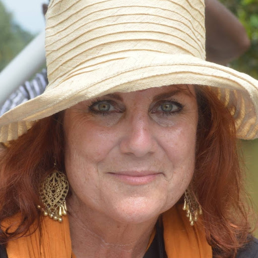 Gina Bloome Photo 4