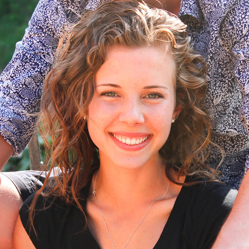 Leah Pearce Photo 7