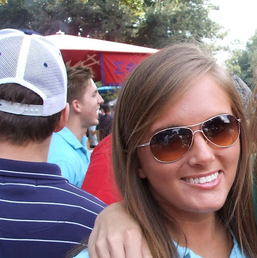 Jessica Anderson Photo 30