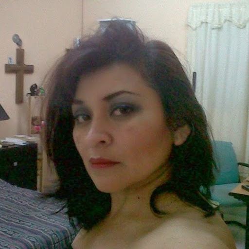 Lourdes Paredes Photo 27