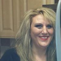 Sarah Aitchison Photo 22