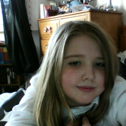 Amy Hazelton Photo 4