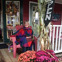 Sarah Becker Photo 11