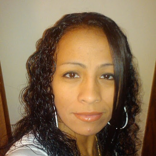 Lydia Morales Photo 16