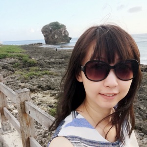 Kelly Chang Photo 22