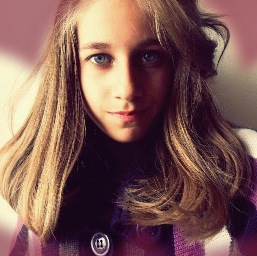 Eva Gray Photo 33