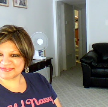 Lori Valdez Photo 11