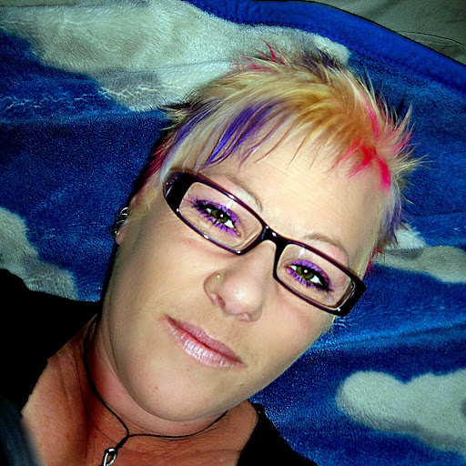 Tracey Ellis Photo 28
