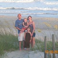 Holly Rhoades Photo 11