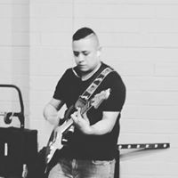 Gustavo Torres Photo 36