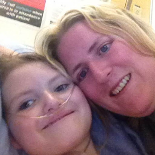 Amy Lowery Photo 35