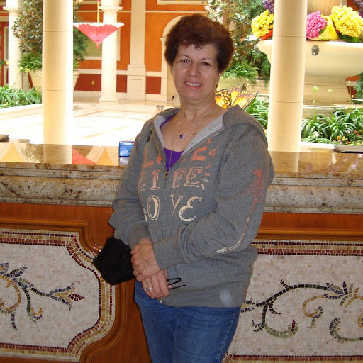 Belinda Williams Photo 25