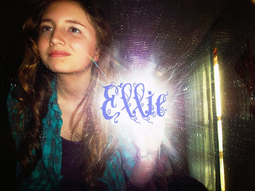 Ellie Hudson Photo 17
