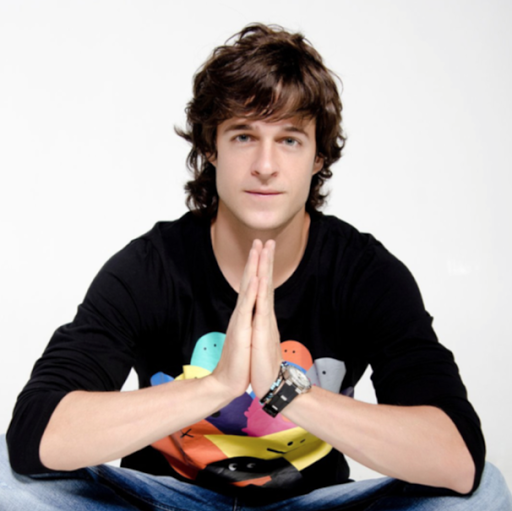 Daniel Tirado Photo 26