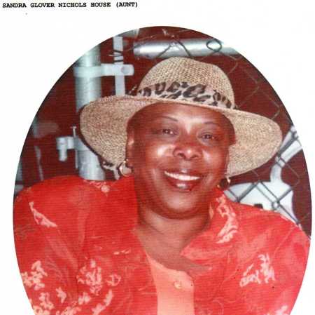 Sandra Nichols Photo 33